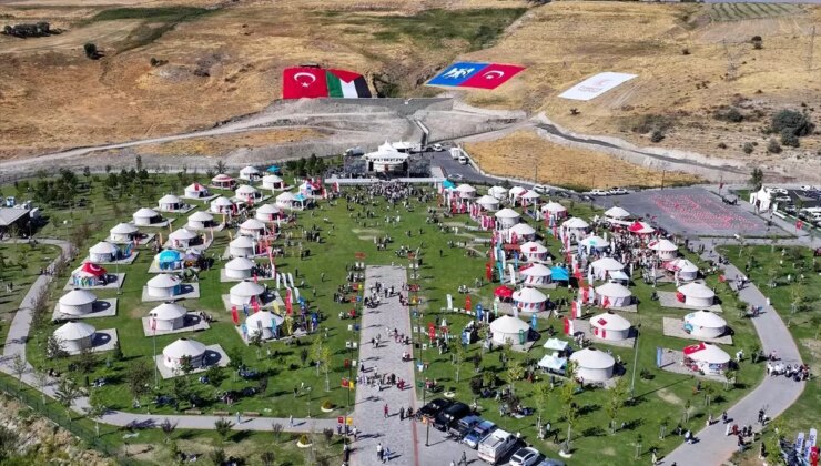 Ahlat’ta Malazgirt Zaferi Coşkusu