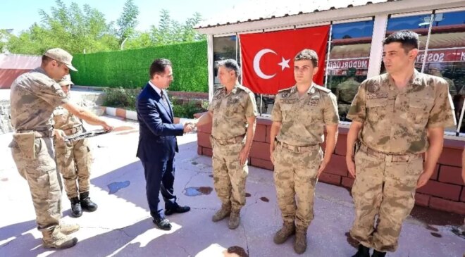 Bitlis’te Jandarma Personeline Rütbe Terfi Töreni Düzenlendi