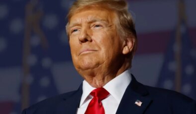 Trump’tan Çin’e mıknatıs uyarısı: Yüzde 200 gümrük vergisi uygulayabiliriz