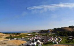 Türk Yıldızları’nın Ahlat Gösterisi Nefes Kesti