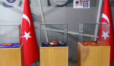 Yasemin Şen’den Selçuklu Mezarlığı’na İlhamla Çağdaş Takı Sergisi