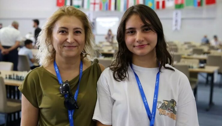 Anne ve Kızın Satranç Heyecanı: Bitlis’te Uluslararası Turnuva