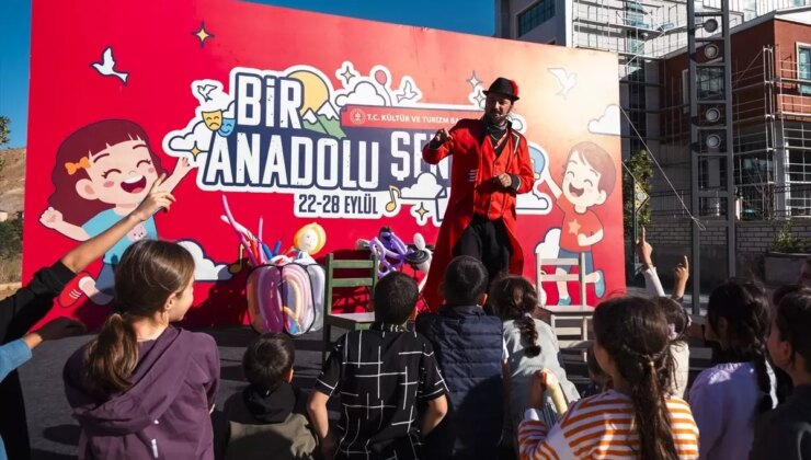 Bitlis’te ‘Bir Anadolu Şenliği’ Coşkusu