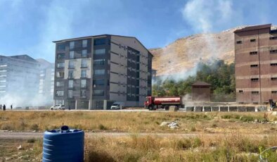 Bitlis’te Çıkan Yangın Kısa Sürede Büyüdü