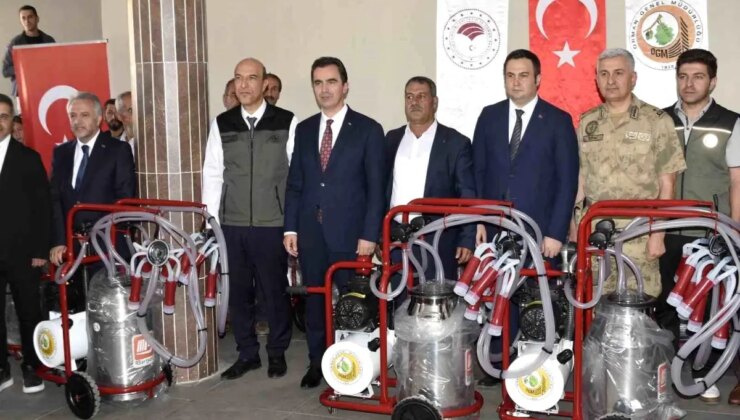Bitlis’te Kadın Çiftçilere Süt Sağım Makinesi Desteği