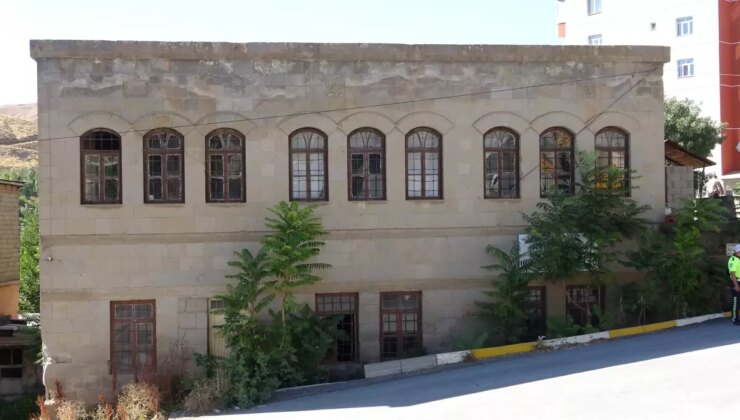 Bitlis’te Tarihi Sivil Mimari Restorasyonu İçin Çalışmalar Başladı