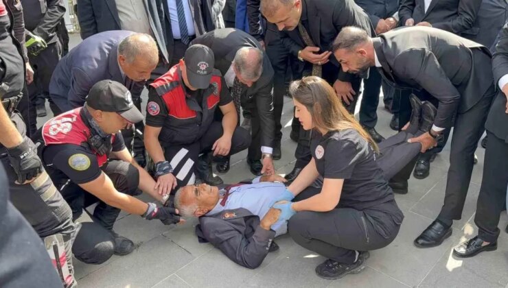 Gaziler Günü Töreninde Gazi Menteş Rahatsızlandı