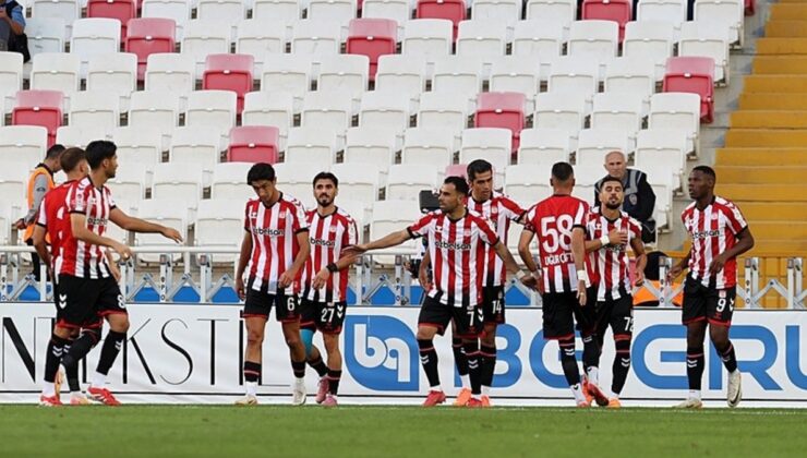 Özbelsan Sivasspor 5-0 Adana Demirspor MAÇ SONUCU-ÖZET