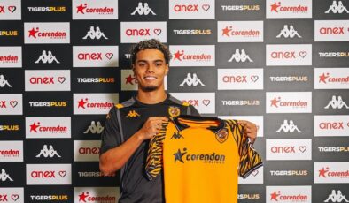 Ronaldinho’nun oğlu Joao Mendes Hull City’ye transfer oldu!