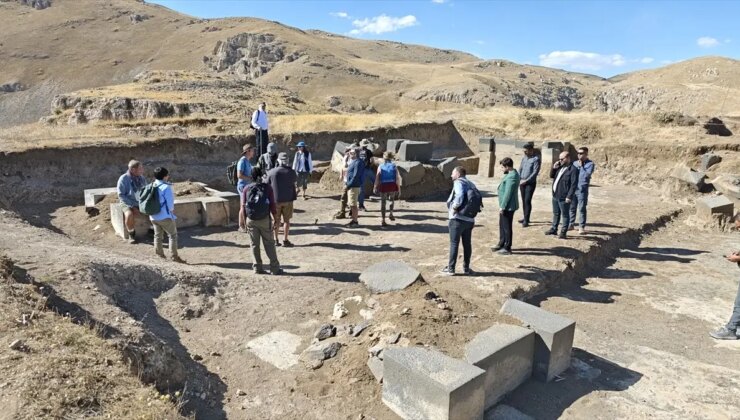 Uluslararası Ziyaretçiler Kef Kalesi’nde Kazı Çalışmalarını İnceledi