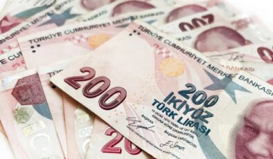 200 liranın üstünde imzası olan eski Merkez Bankası Başkan Yardımcısı tutuklandı