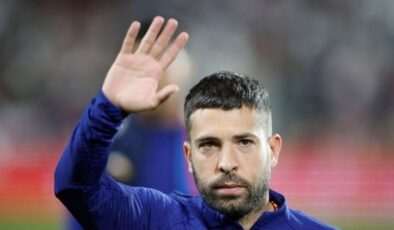 36 yaşındaki Jordi Alba sezon sonunda futbolu bırakacağını açıkladı