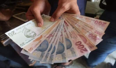 Asgari ücrette gözler yarınki toplantıda! İşte nokta atışı bilen bankanın tahmini