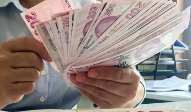 AYM’den memur ve emekliyi üzecek zam kararı