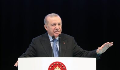Başkan Erdoğan’dan A Milli Kadın Futbol Takımı’na tebrik