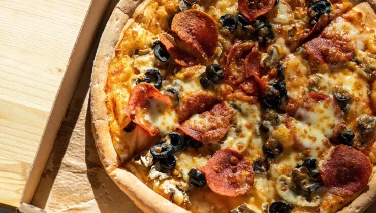 Dünyaca ünlü pizzacı şubelerini teker teker kapatıyor