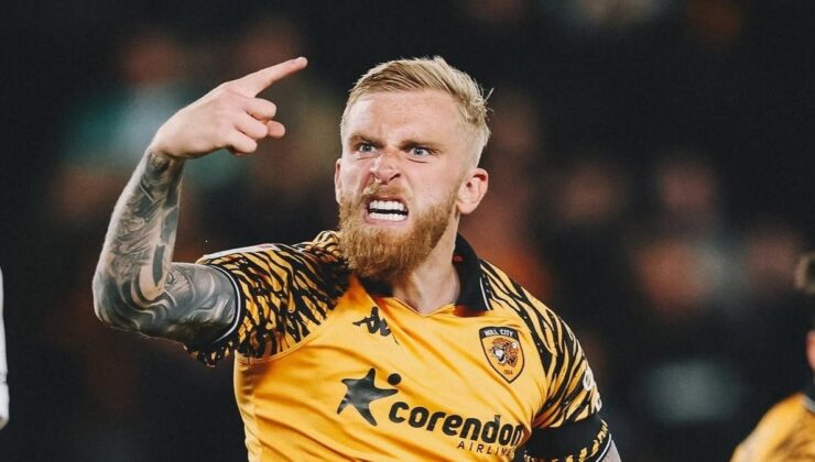 Hull City’nin forveti Oliver Mcburnie, İngiltere Championship’te eylül ayının en iyi oyuncusu oldu!