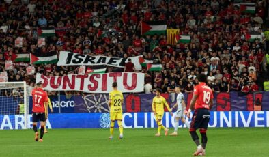 La Liga’da maç Filistin için durdu! Taraftarlardan İsrail’e protesto!