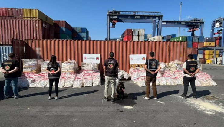 Türkiye ile İspanya’dan ortak operasyon: 1,7 ton kokain ele geçirildi