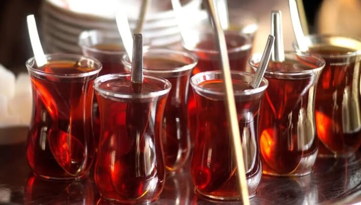 Çayın yanında getirdikleri limona bile para istediler