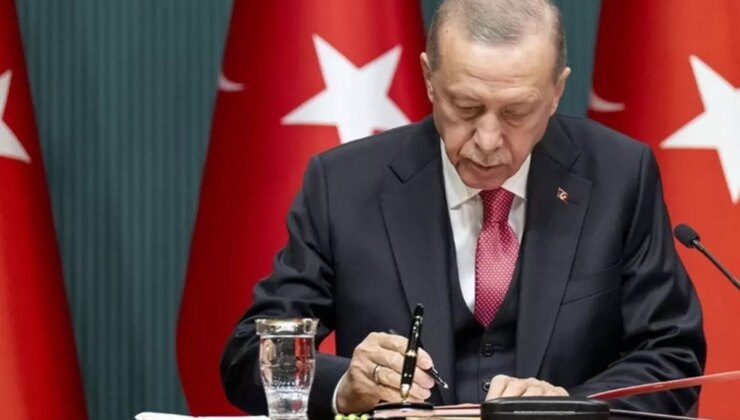 Cumhurbaşkanı Erdoğan imzaladı! 2 kişinin mal varlıkları dondurulma kararı kaldırıldı
