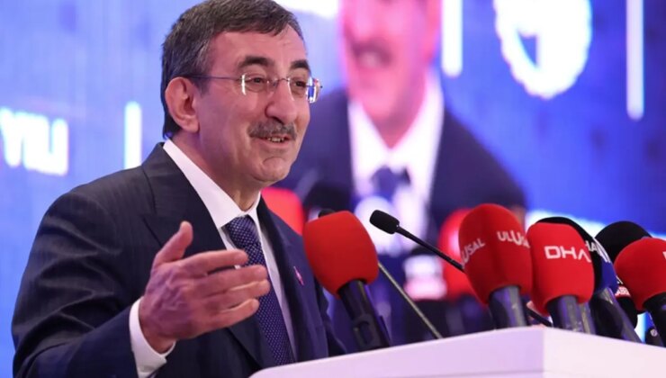 Cumhurbaşkanı Yardımcısı Cevdet Yılmaz: Enflasyon düşüş eğilimine girmiş durumda