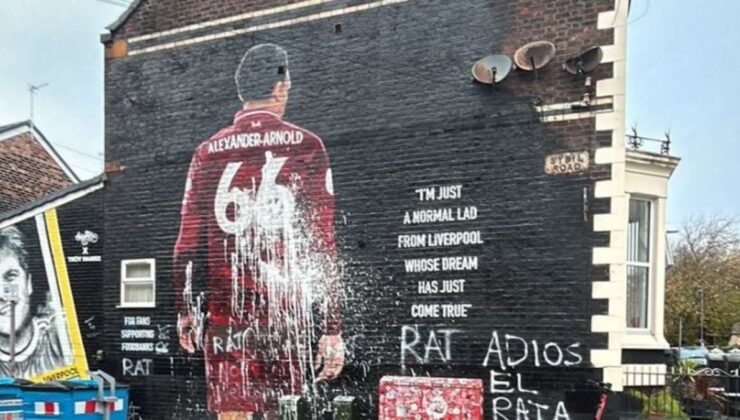 Liverpool’da Trent Alexander-Arnold’un duvar resmi tahrip edildi!