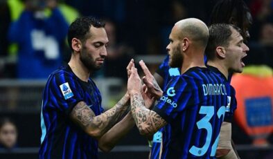 Milli futbolcu Hakan Çalhanoğlu Serie A’da ayın en iyi futbolcusu ödülüne aday!