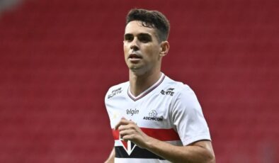 Sao Paulo forması giyen ünlü futbolcu Oscar korkuttu!