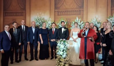 Siyaset ve ekonomi dünyasını buluşturan YouTuber düğünü