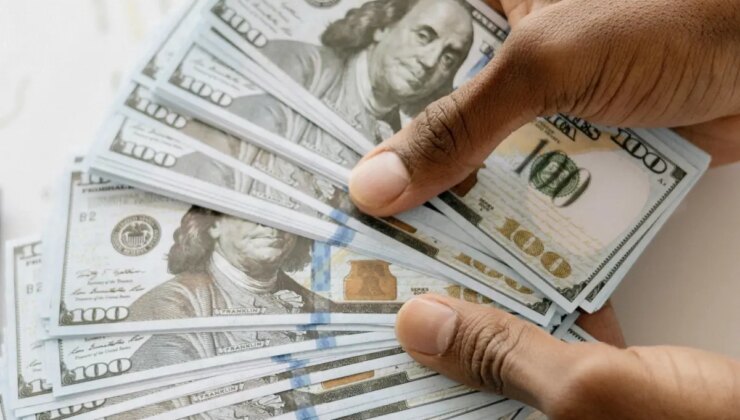 Dünyaca ünlü iş insanı çalışanlarına 30’ar milyon lira prim dağıttı