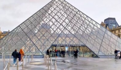 Dünyaca ünlü müzenin başına gelmeyen kalmadı