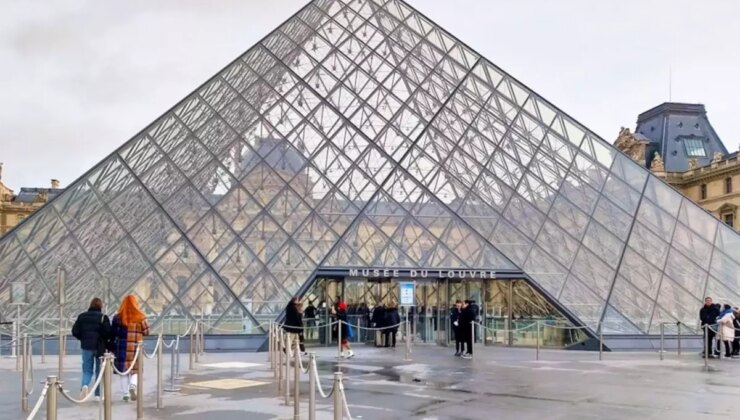 Dünyaca ünlü müzenin başına gelmeyen kalmadı