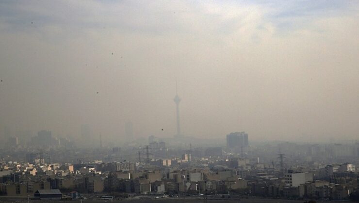 İran’da hava kirliliği futbol müsabakalarını durdurdu!