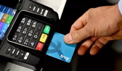 Merkez Bankası kredi kartı faiz oranlarını düşürdü