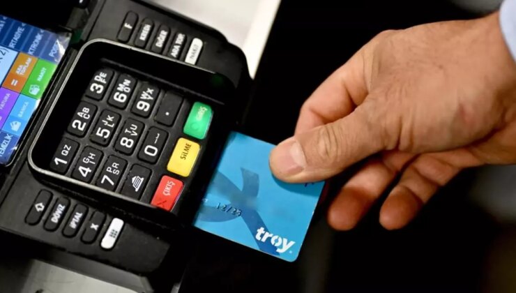 Merkez Bankası kredi kartı faiz oranlarını düşürdü