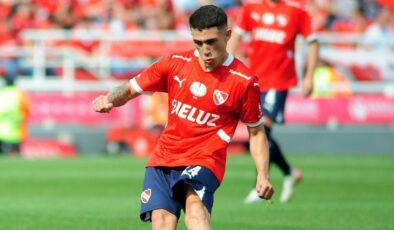 Puskas Ödülü Santiago Montiel’in!