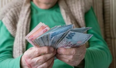 En düşük emekli maaşı için refah payı çıkışı! Rakam konuşulanı aşıyor