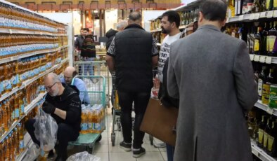 İran’da artan yaşam pahalılığıyla mücadeleye yönelik "Kalabarg" uygulaması