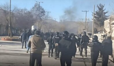 İran’da ekonomik isyan büyüyor: Can kaybı 20’ye yükseldi, gözaltı sayısı binlere dayandı