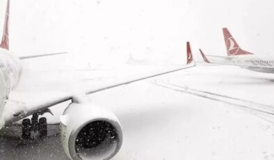 İstanbul’da kar esareti! Hava ulaşımına engel