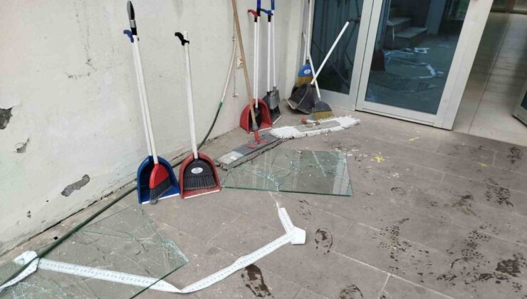 Amatör lig maçında saha ve tribünler birbirine girdi! Ortalık karıştı