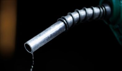 Avustralya, Orta Doğu’daki gerilim nedeniyle akaryakıt vergisini yarıya indirdi