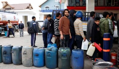 Dünyayı bekleyen büyük tehlike: Savaş biraz daha uzarsa yakıtta "karne" dönemi başlayacak