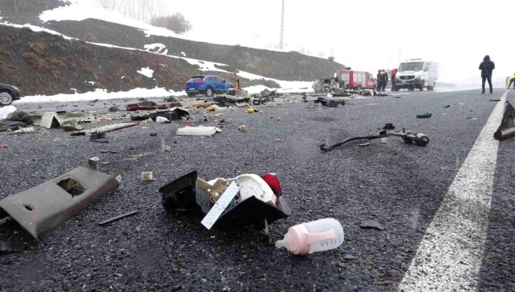 Tatvan’daki trafik kazasında ölü sayısı 3 oldu: Kazada ağır yaralanan 6 aylık bebek hastanede vefat etti