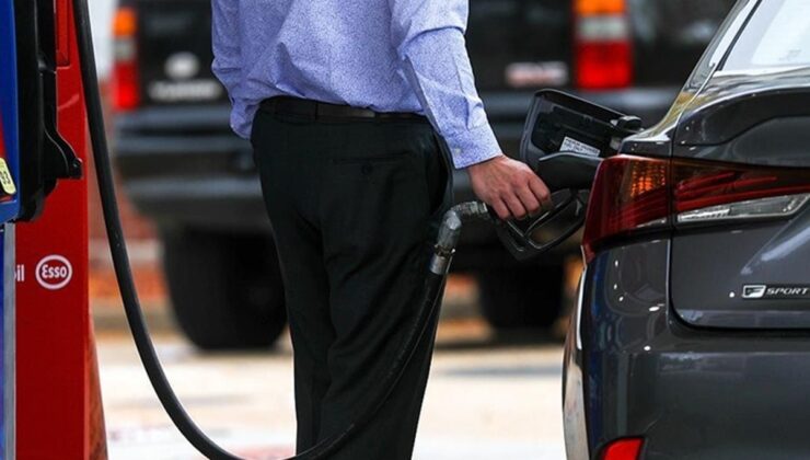 Trump’ın savaşı bitirme sinyali sonrası petrol fiyatlarında büyük düşüş