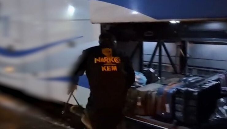 Yolcunun valizinden 4 kilo uyuşturucu çıktı