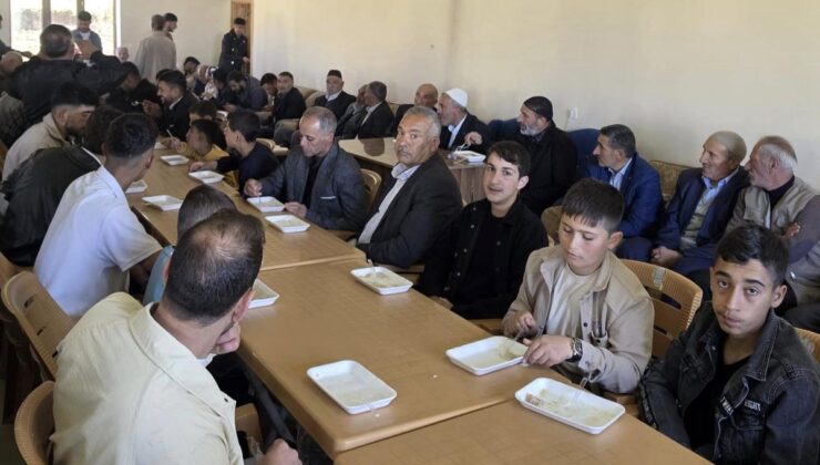 Bu köyde bayramlar "Halise" sofrasında kutlanıyor