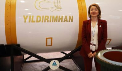 Dünyanın konuştuğu rokete kadın eli değdi! İşte projenin başındaki isim