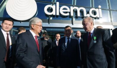 Erdoğan ve Tokayev, Alem.AI Yapay Zeka Merkezi’ni ziyaret etti